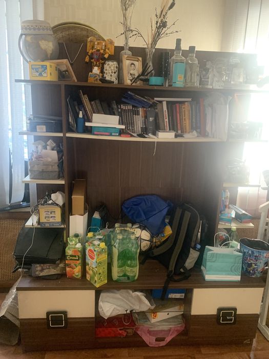 Шкаф и полка под телевизор