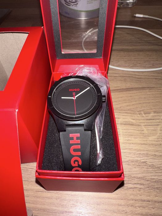 Ceas HUGO  barbatesc Quartz cutie nou