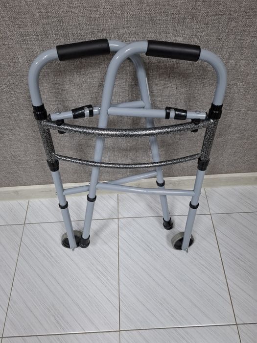 Ходунки для взрослых