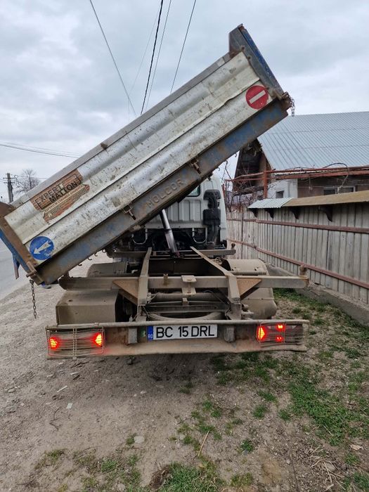 Vând mitsubishi canter