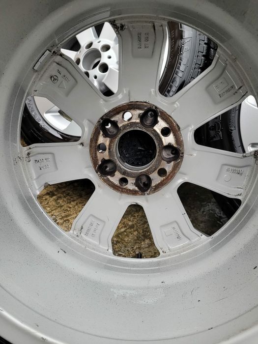 Jante 18  originale Mercedes cu anvelope Michelin