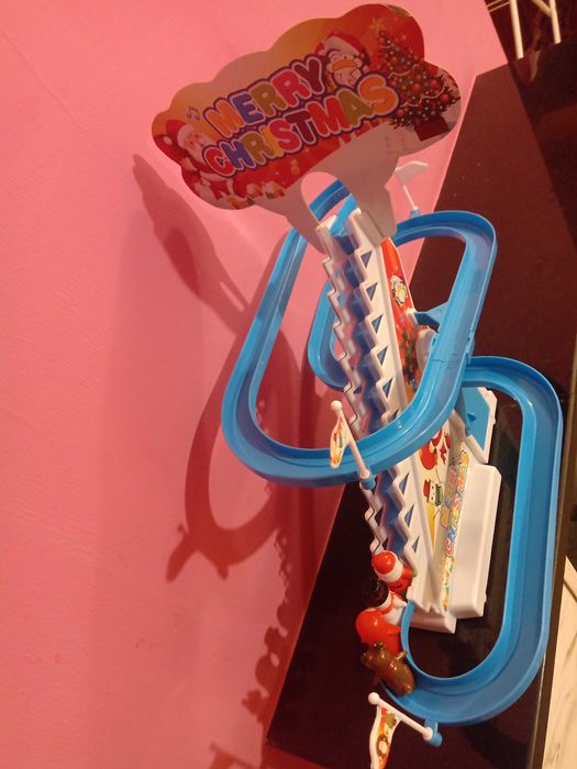 Детска пързалка Дядо Коледа, с фигурки и музика