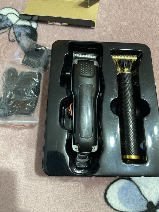 Set de masini de tuns