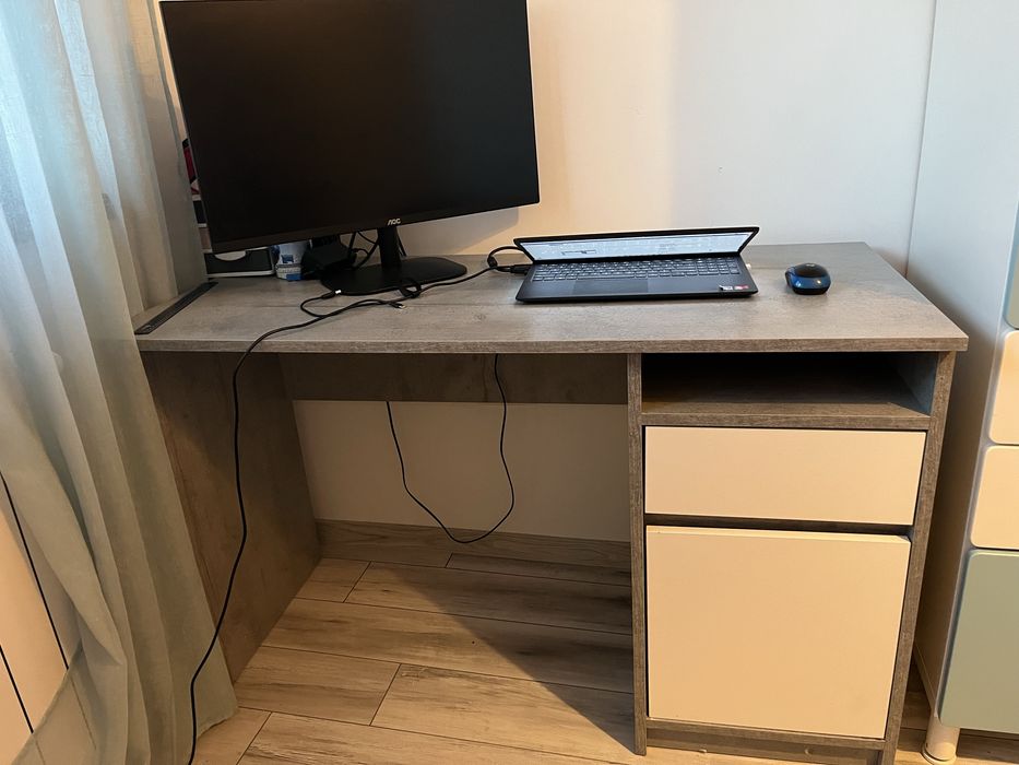 Birou Jysk - vand set cu mobila