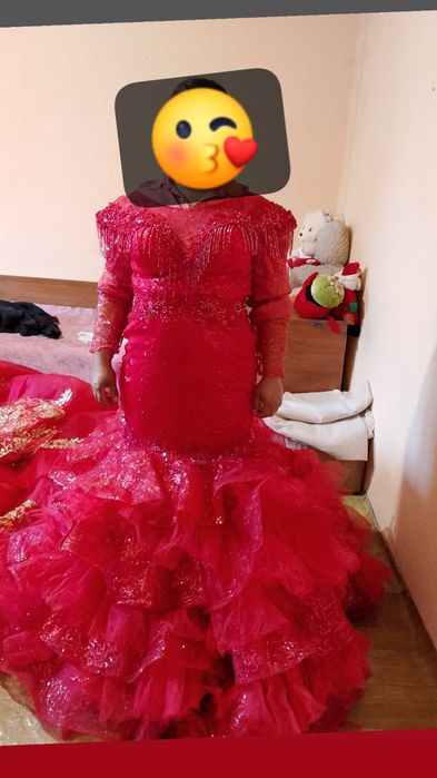 Годежни рокли и костюм