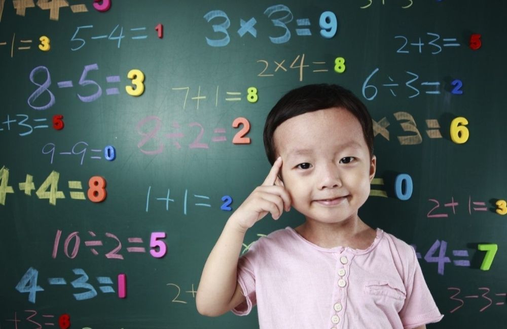 Репетитор по математике и русскому языку для школьников