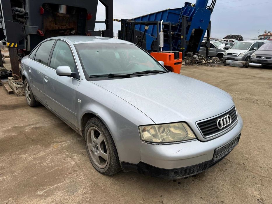 Ауди А6 1999год.