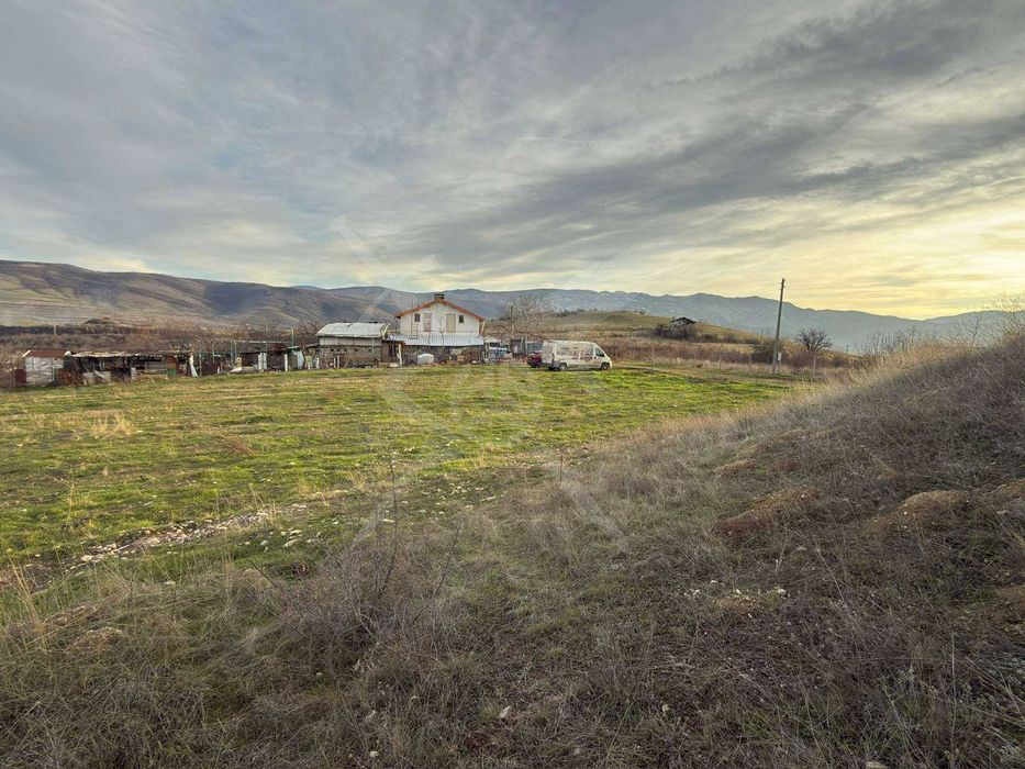 Земеделска земя - гр. Перущица - 100429