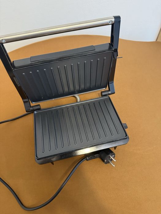 Esspresor si sandwich maker