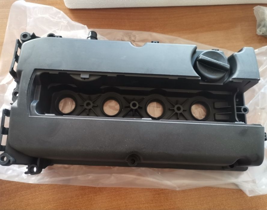 Клапанная крышка на Шевроле