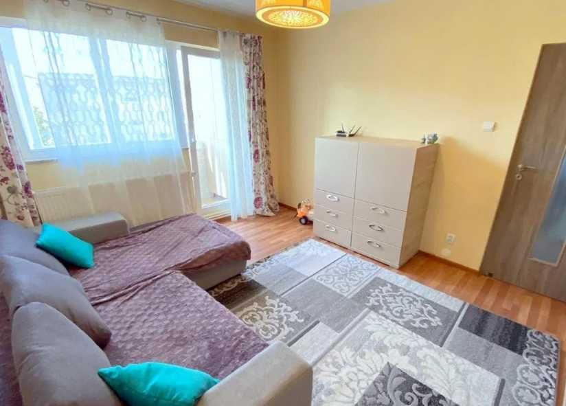 Дава се под наем Двустаен апартамент в Пловдив, Остромила - 70 кв.м за 270.3 € - Снимка #1