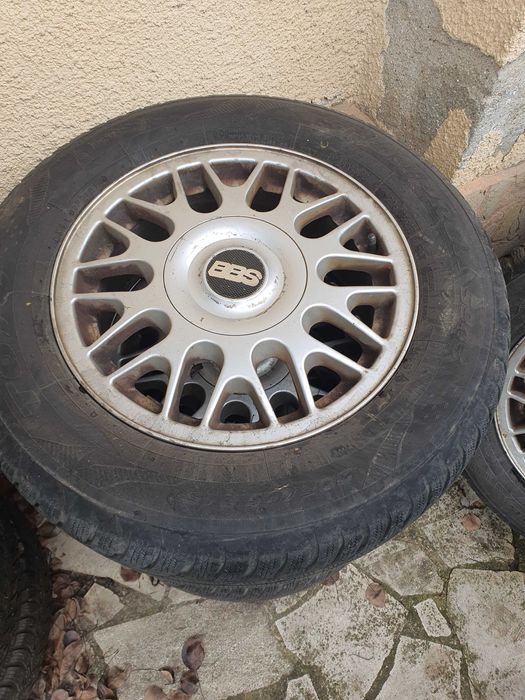 Гуми зимни 15 с джанти