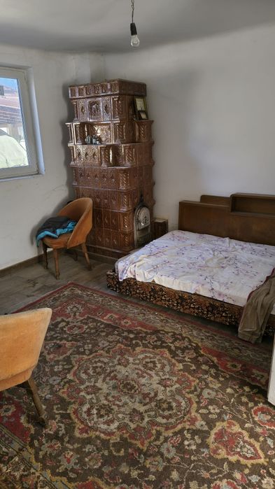Casă + teren 1457 mp în Dărmănești – se vând împreună sau separat