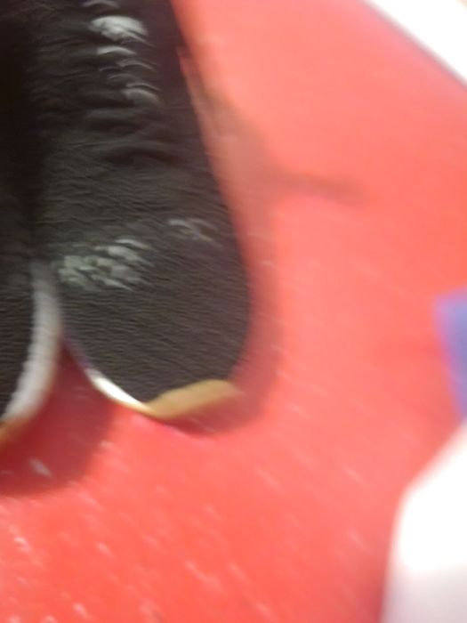 Adidași  mar 39 la 80lei noi