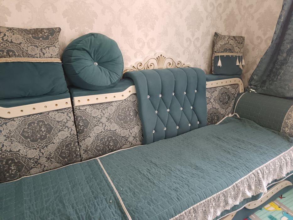 Продам Диван срочно