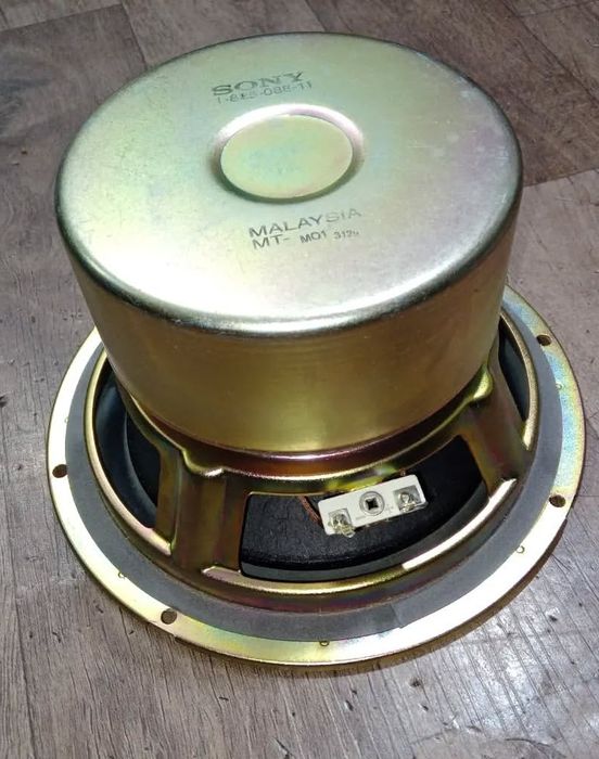 Сабвуфер SONY  Малайзия Почти Новый