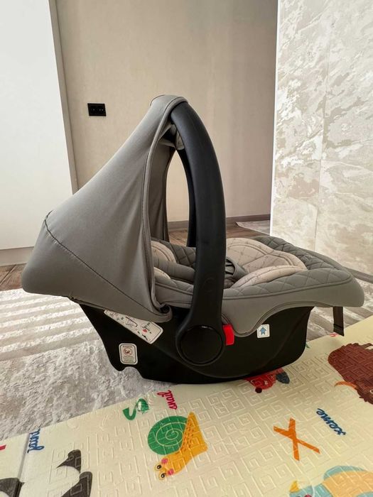 Детское автокресло