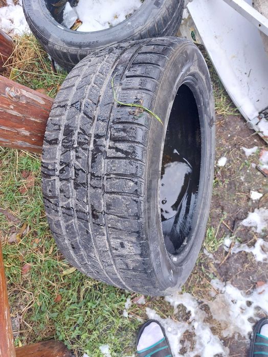 Vand  cauciucuri