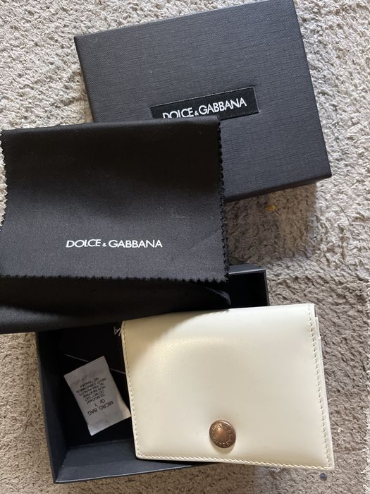 Продавам портфейли