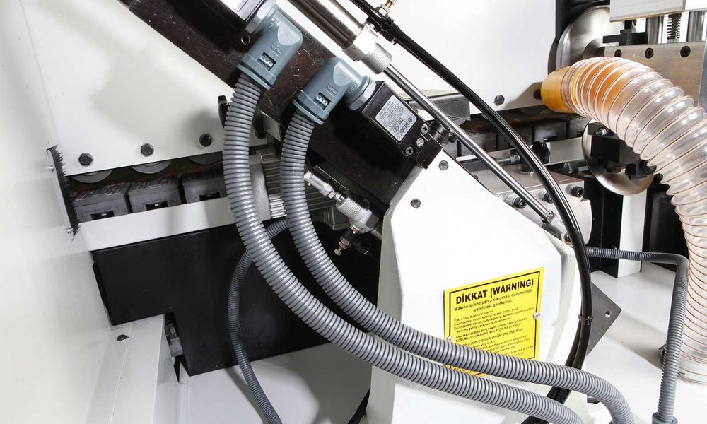 Masina Aplicat Cant Profesionala cu PREFREZARE si EXHASUTOR Integrat