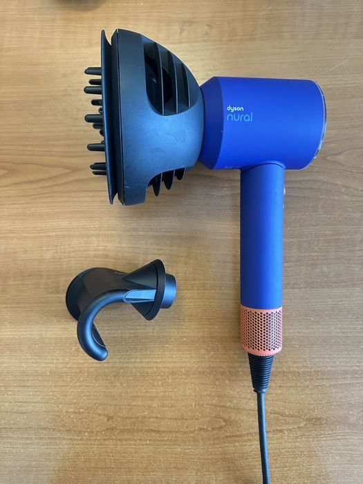 Uscator de par Dyson Supersonic Nural