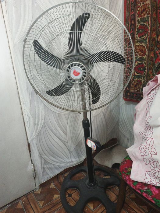 Продам вентилятор 150 т.сум.