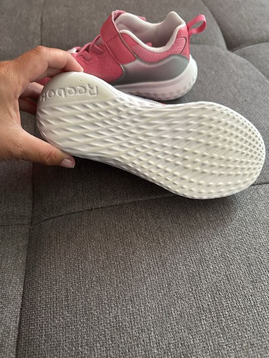 Кецове Liu jo, марстонки Reebok