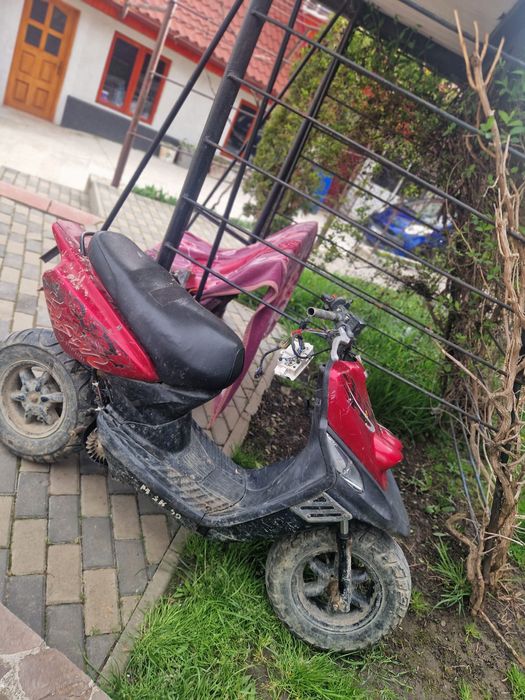 vand sau schimb scuter yamaha mbk
