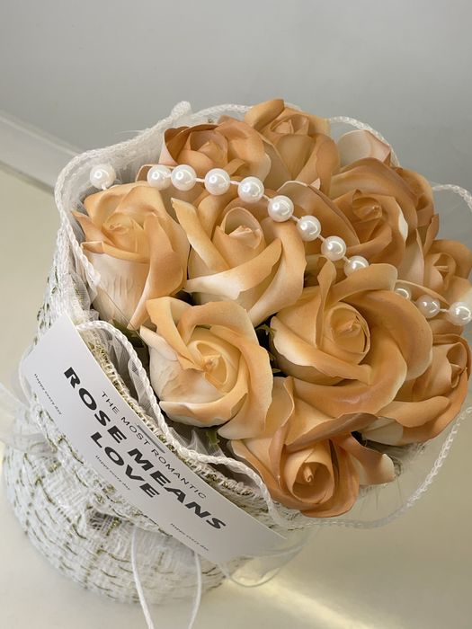 Три вида вечни букети