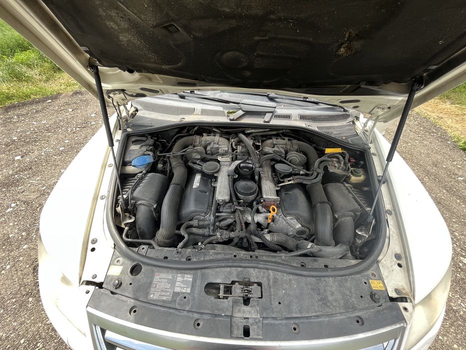 VW Touareg R Line 5.0 TDI