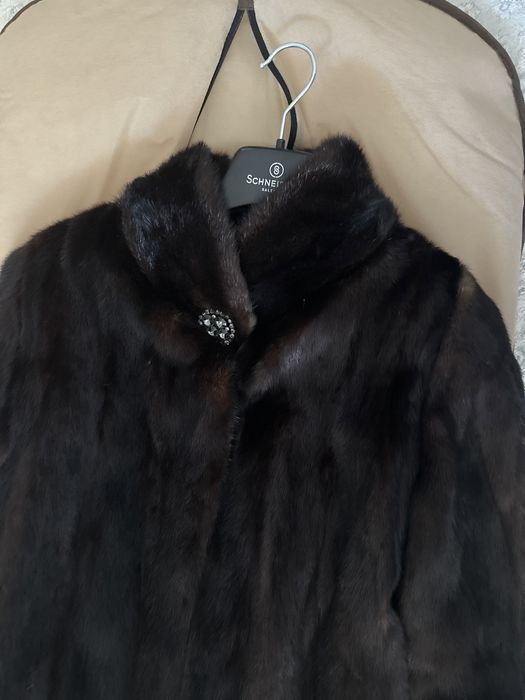 Продаю норковую шубу