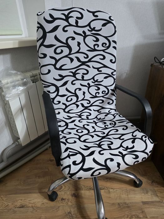 Продаётся офисное кресло