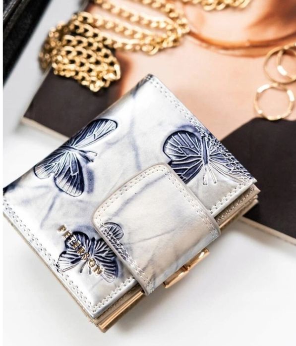 Дамско портмоне Peterson