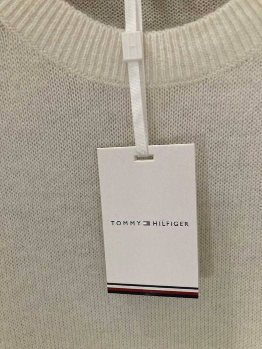 Нови блузи на Tommy Hilfiger, Marc Cain, оригинални