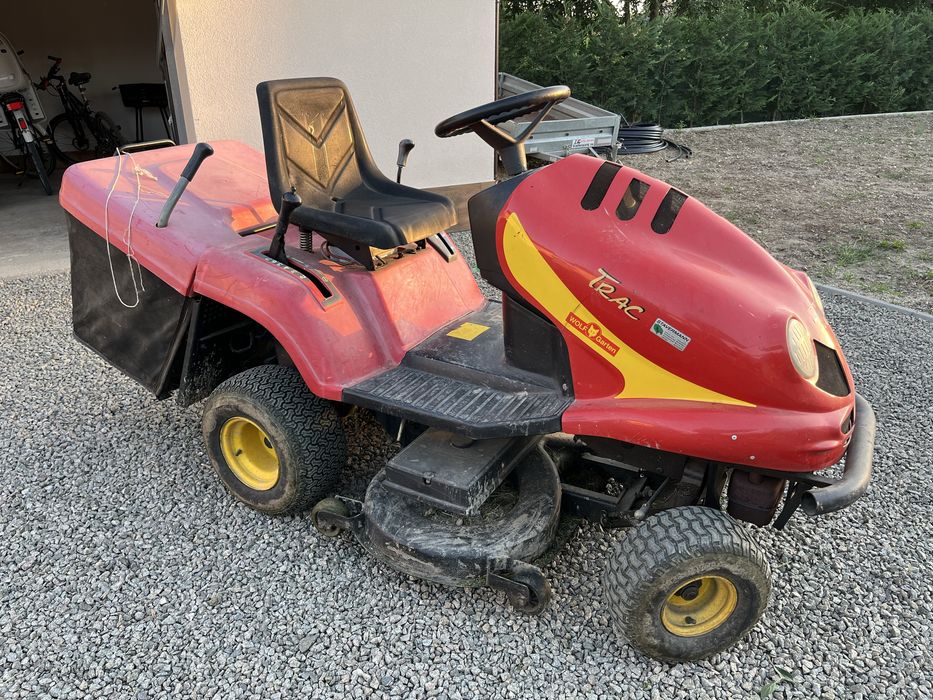 Tractoras de tuns gazon Briggs& Stratton