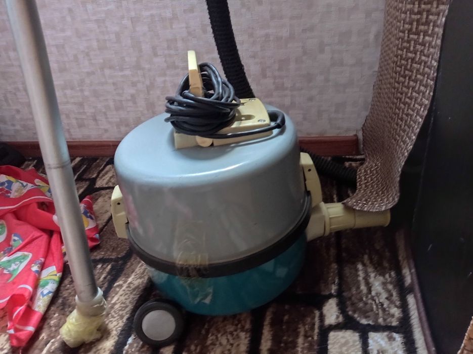 Пылесос Буран СССР