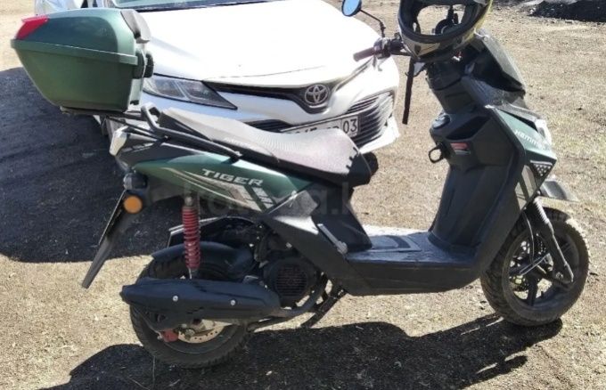 Продам скутер. Срочно
