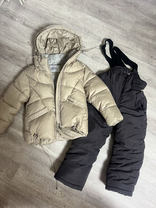 Продам детский комбенезон на девочку размер 98