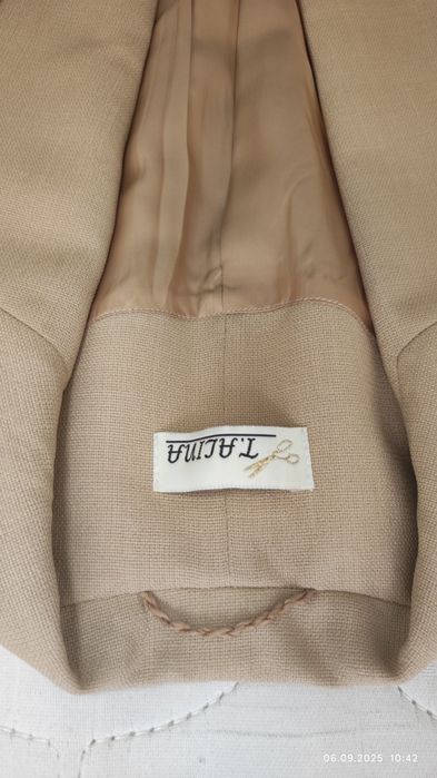 Новый Брючный костюм, приталенный  пиджак