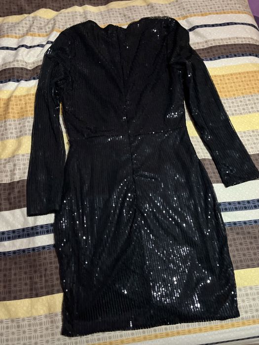 Пайетена рокля