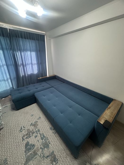 Продам диван и шкаф