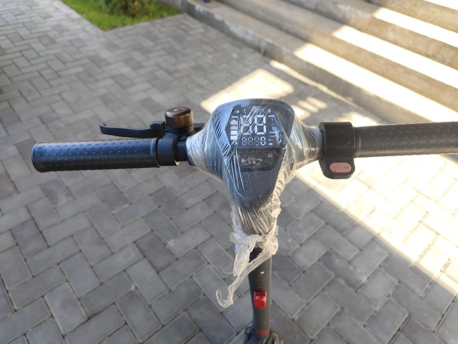 Продам электро самокат.