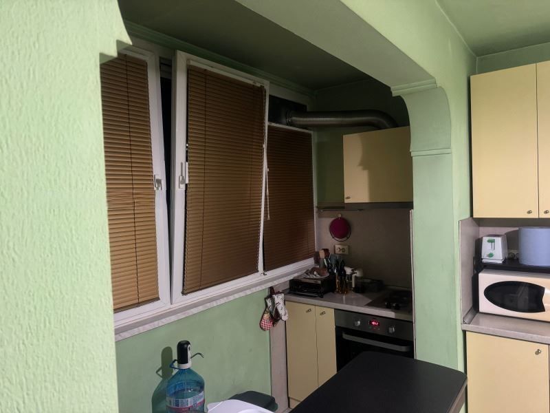 Тристаен апартамент в ж.к. Овча Купел 2! До две метростанции!