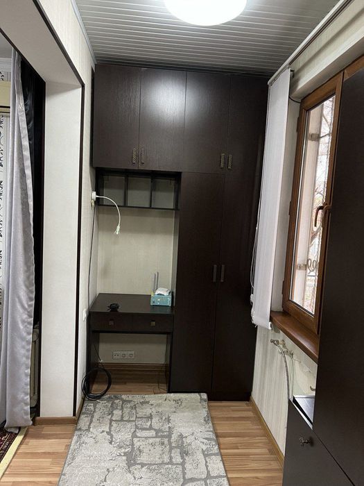 Срочно ЮНУСАБАД -15 метро Туркистон 1 комнатная квартира с обстановкой