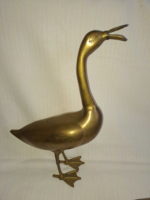 rata bronz lebada bronz