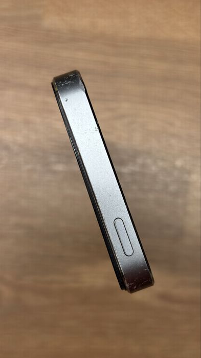 Телефон iPhone 5s