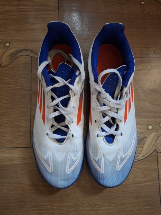 Ghete de fotbal Adidas F50