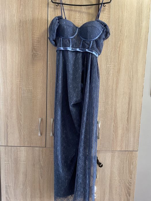 Елегантна официална рокля