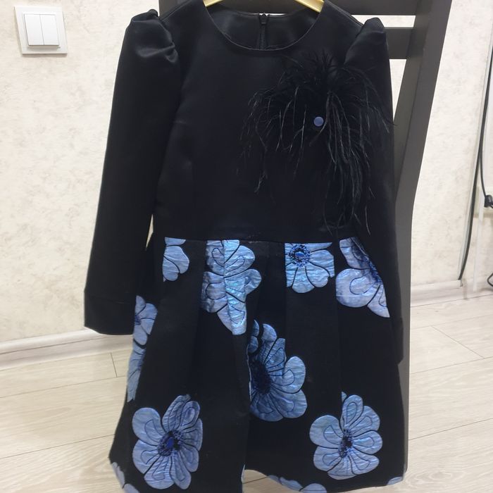 Платье на девочку