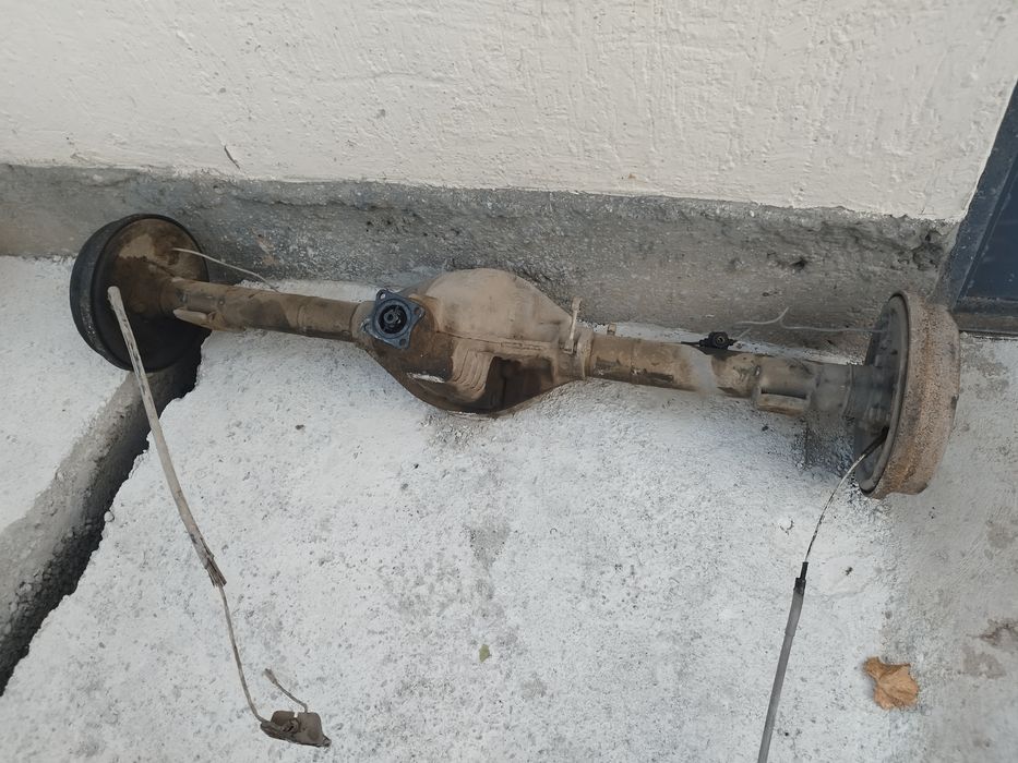 Volga zapchast sotiladi